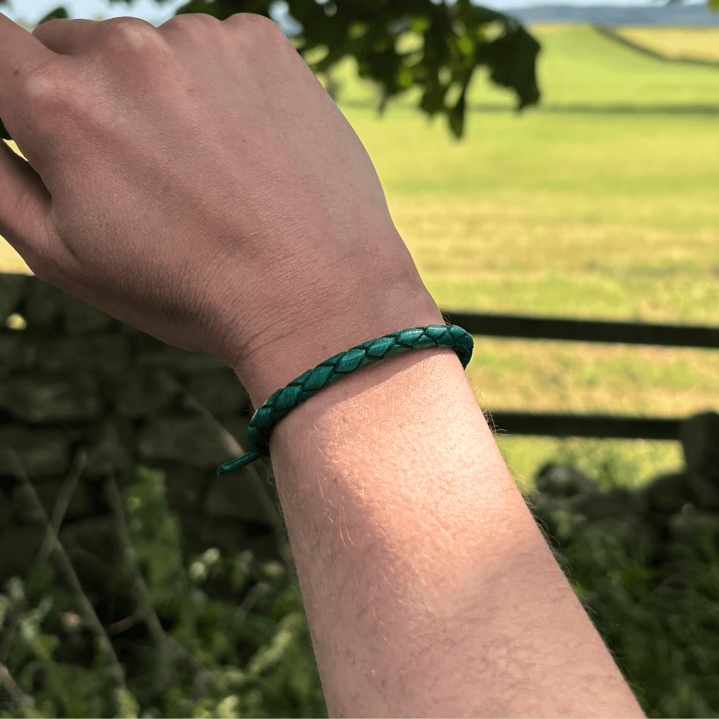 Lush Green Bracelet - Gallaghers GiftsBracelets