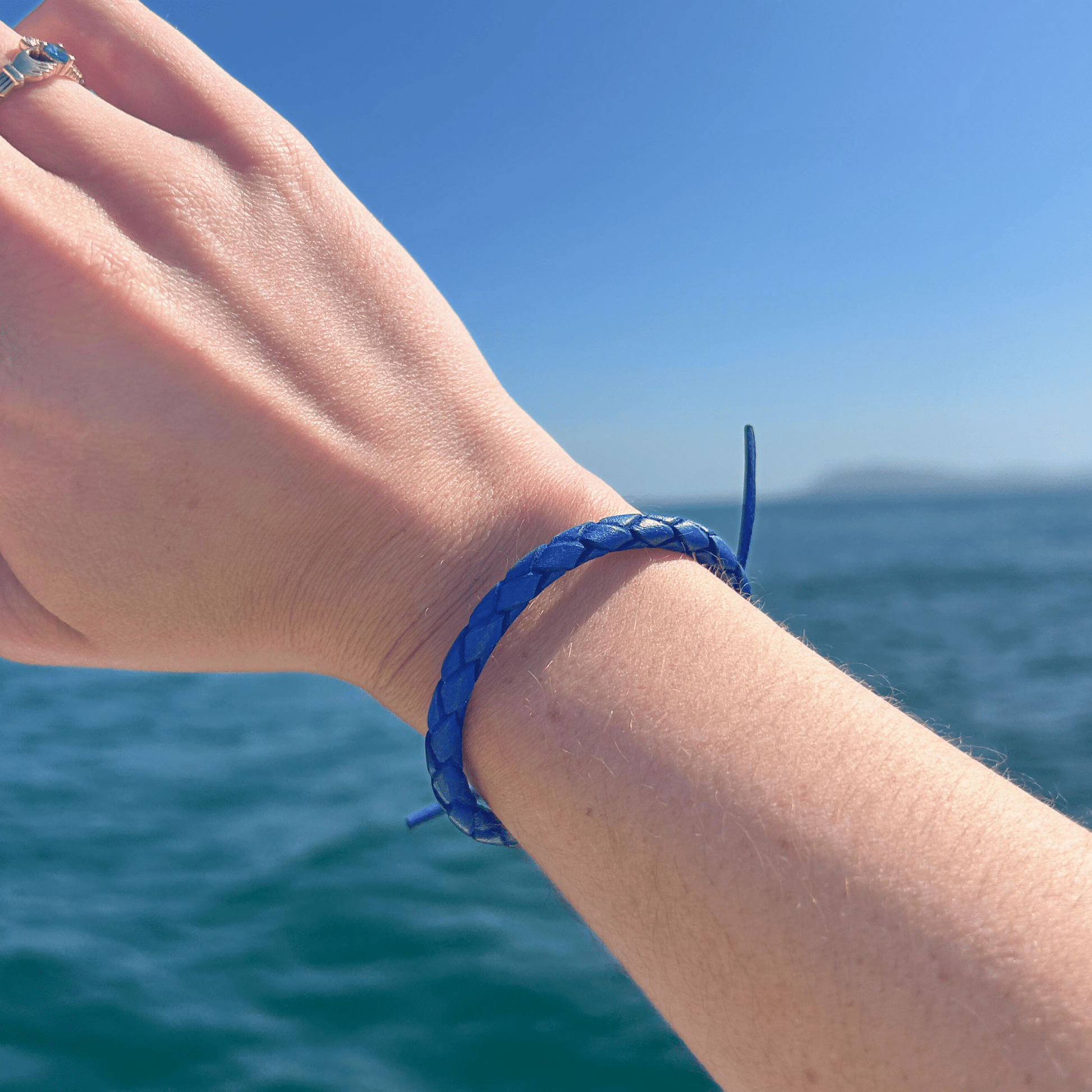 Ocean Blue Bracelet - Gallaghers GiftsBracelets